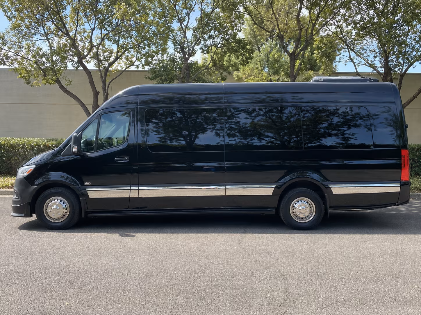garden grove discreet military and government shuttles for your group