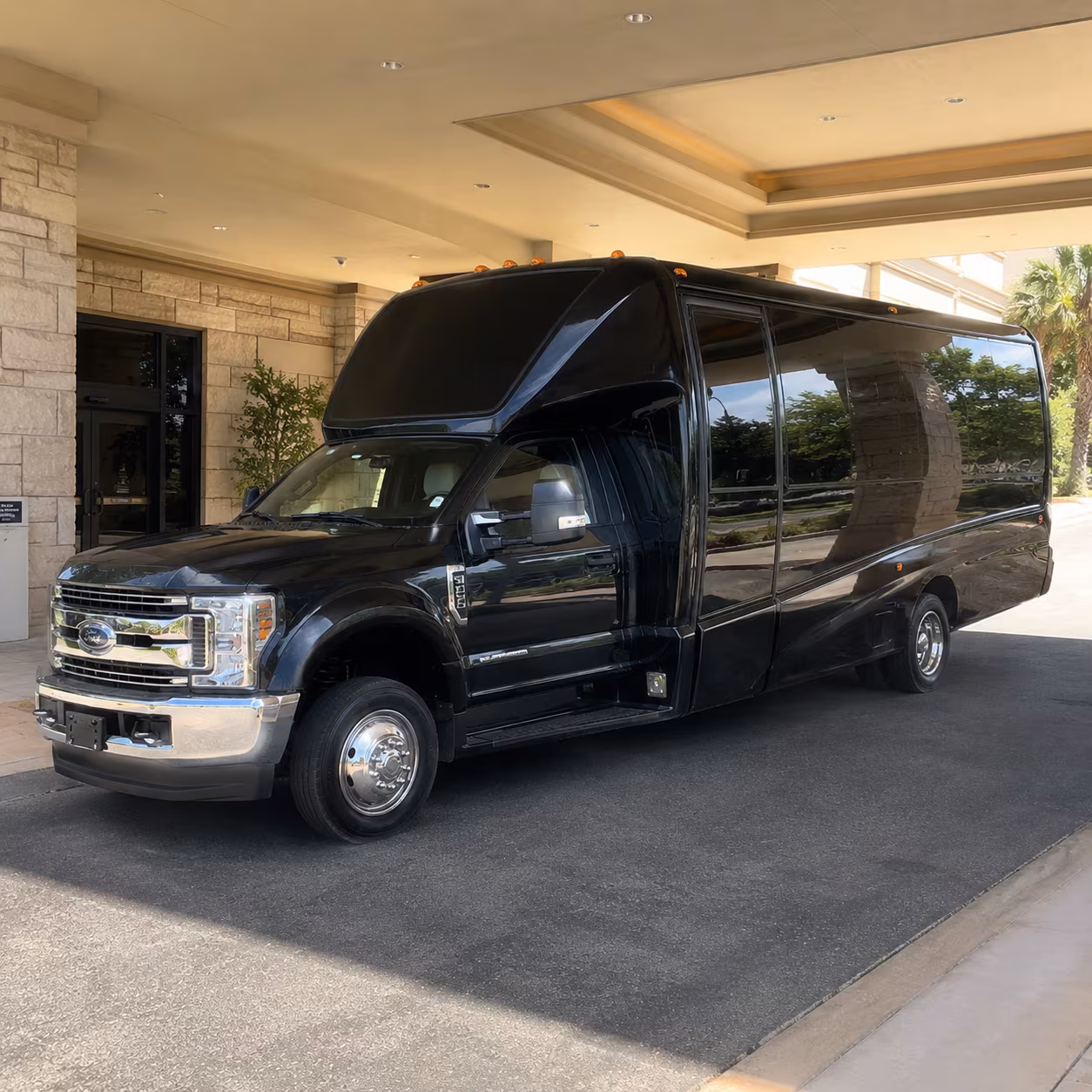 getting to dana point prom venues is easy with a mission viejo party bus