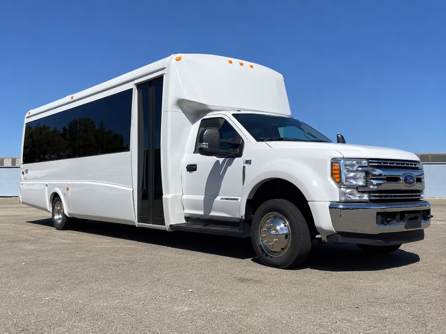 san clemente reserve your san clemente long distance charter bus rental today